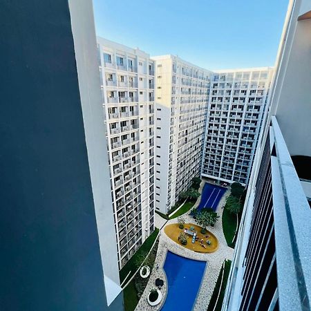 Shore 2 Residences Tower 2 Pasay Exterior foto